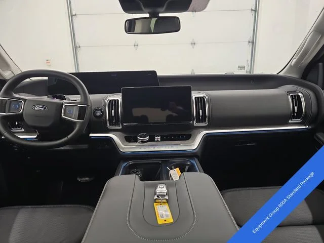 New 2027 Glacier Gray Metallic Tri-Coat Ford MAX Platinum image 17