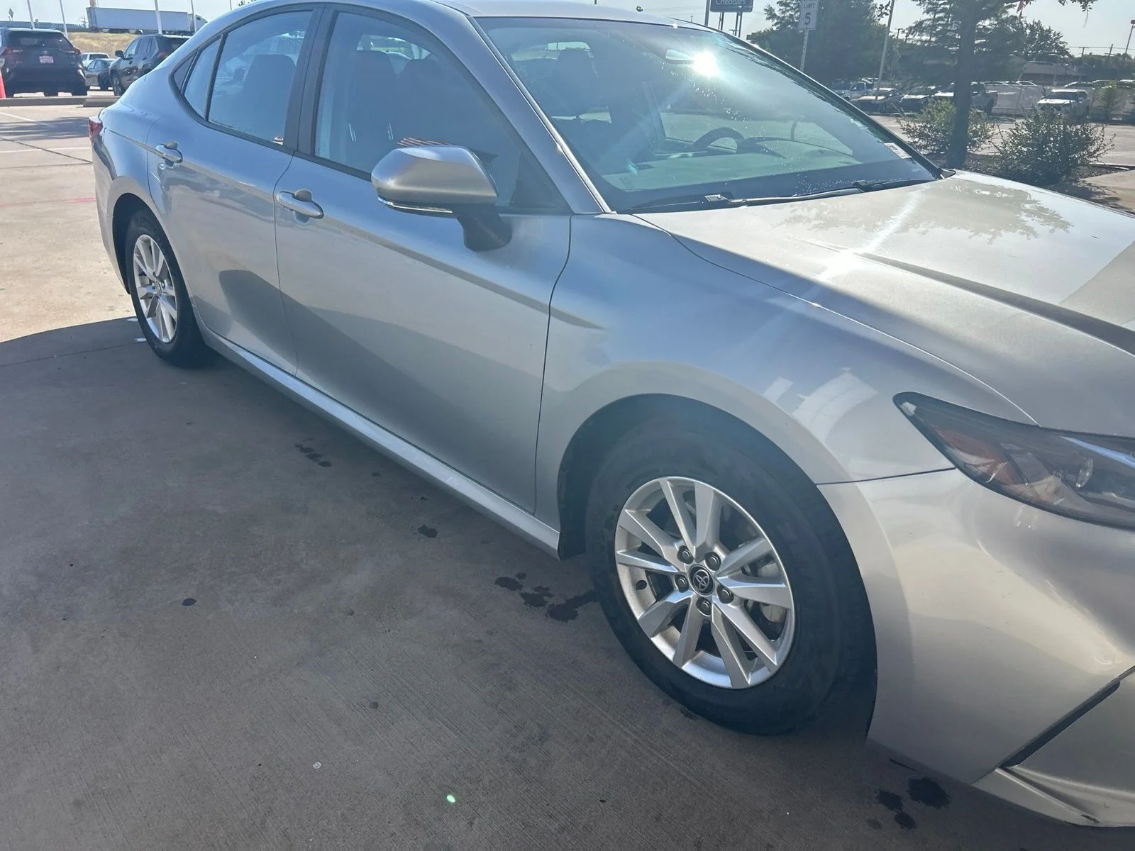 Used 2025 Silver Toyota LE image 4