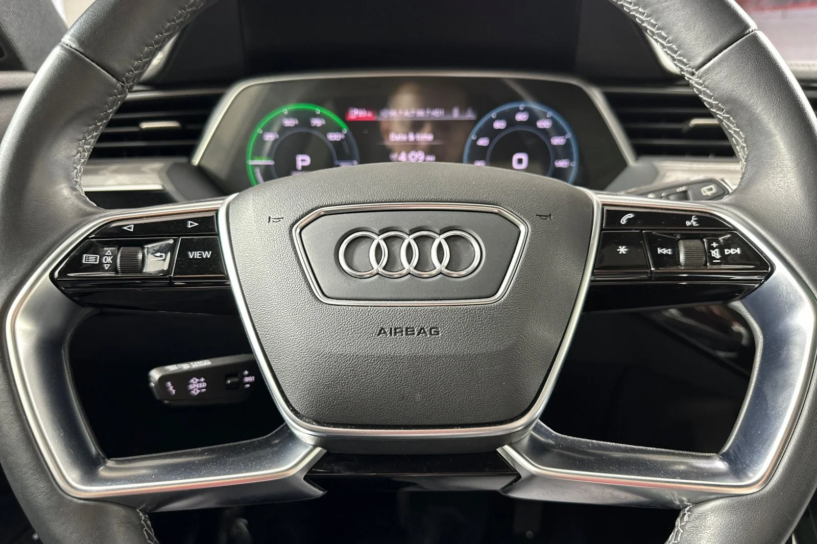 Used 2023 Glacier White Metallic Audi Premium quattro image 22