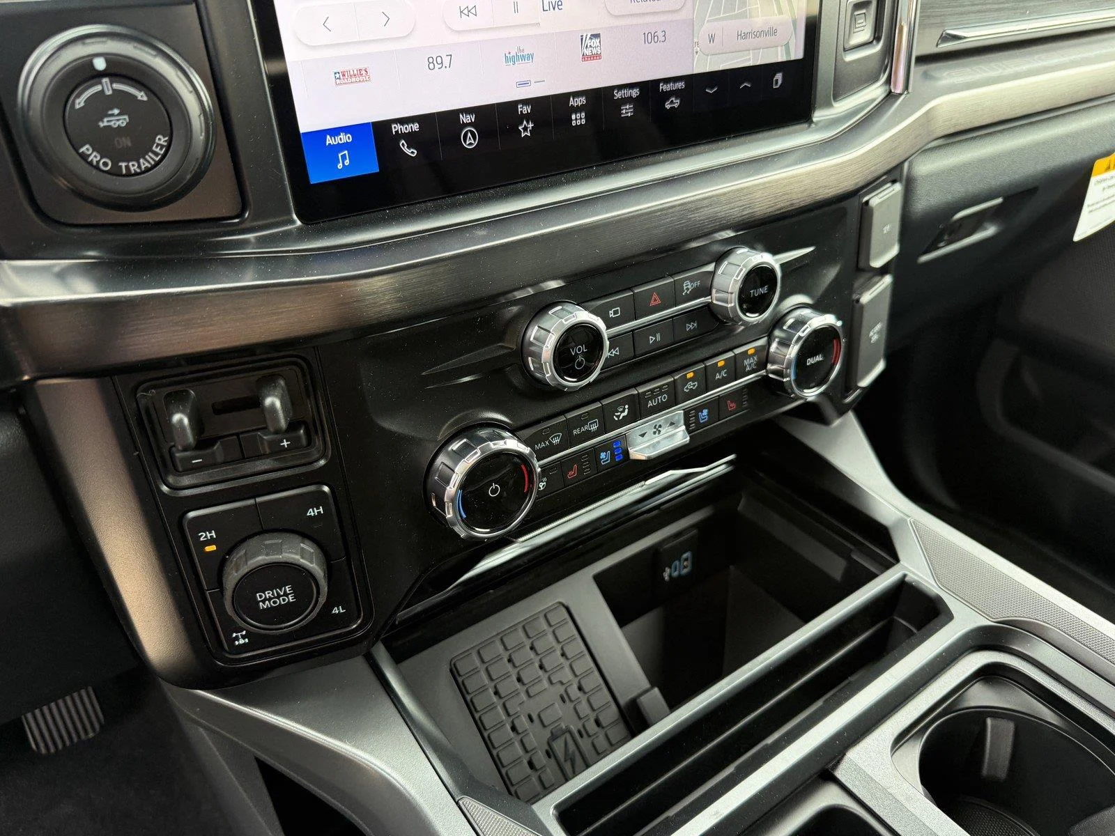 New 2026 Agate Black Metallic Ford F-350® Lariat® image 22