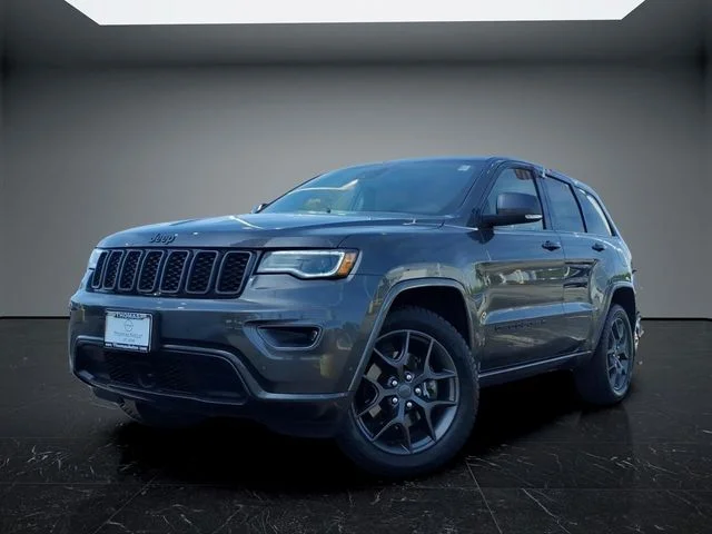 Used 2021 Gray Jeep Limited image 3