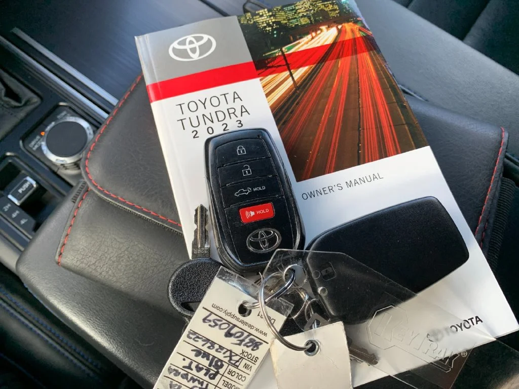 Used 2023  Toyota Platinum image 9