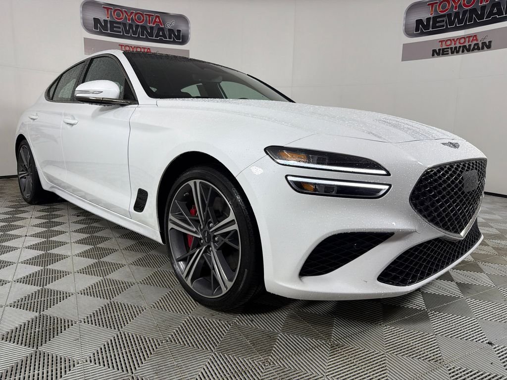 2025 Genesis G70 2.5T Standard's photo