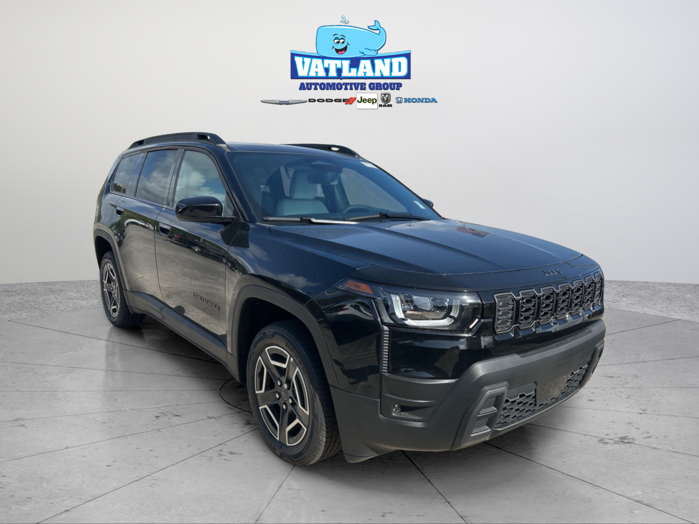 New 2026 Diamond Black Crystal Pearlcoat Jeep Laredo image 22