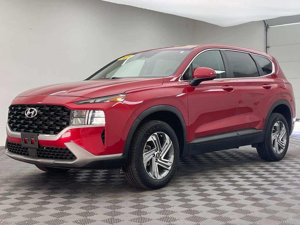 Used 2023 Calypso Red Hyundai SE image 2