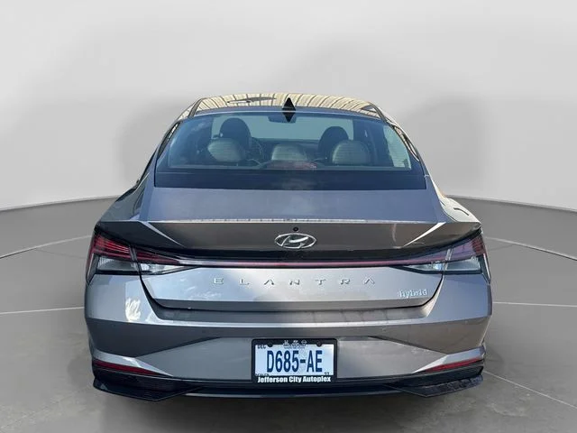 Used 2022 Silver Hyundai Limited image 7