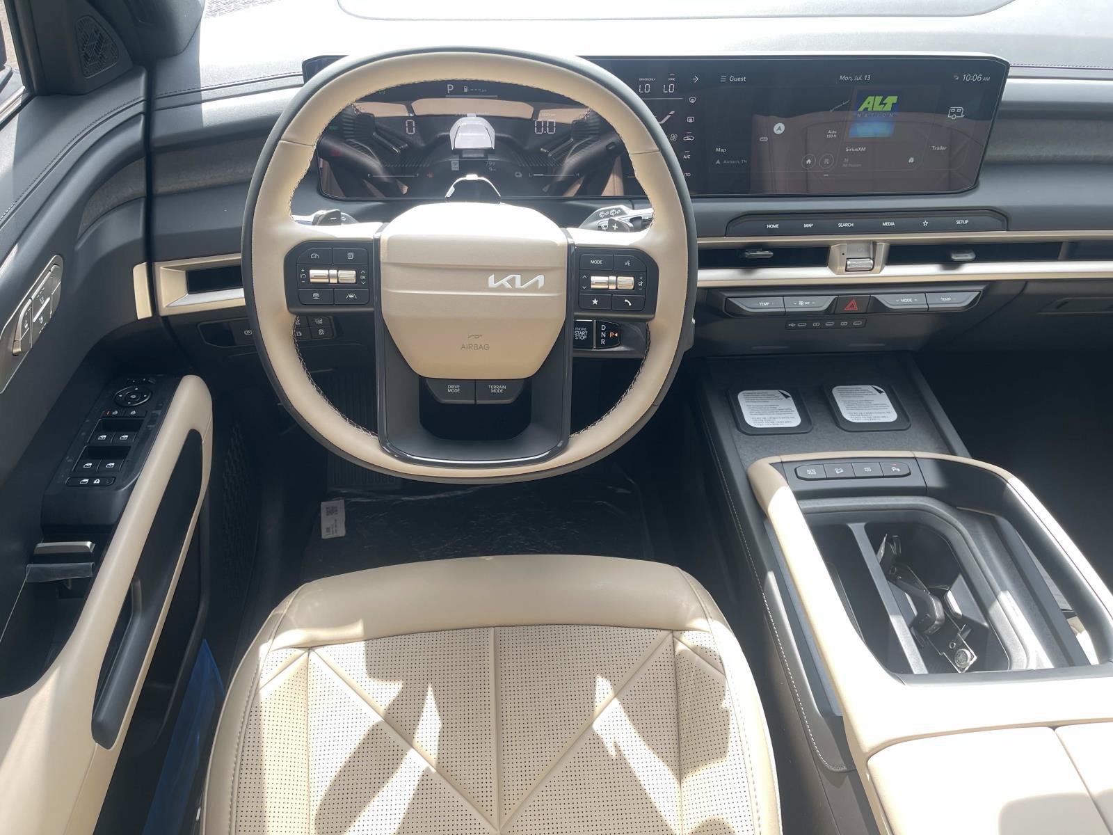 New 2027 Panthera Metal Kia EX image 11