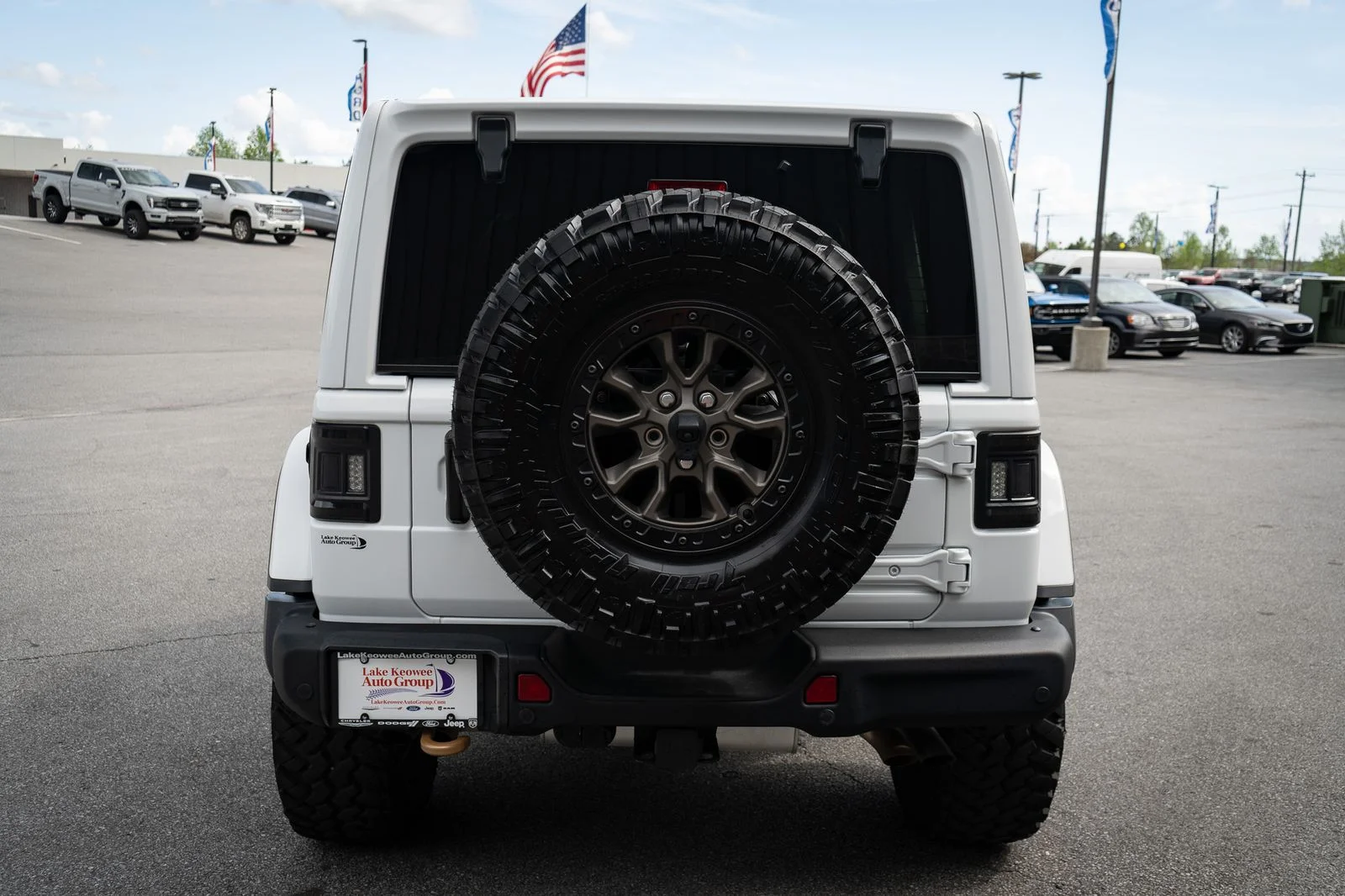 Used 2022 White Jeep Unlimited Rubicon 392 image 18