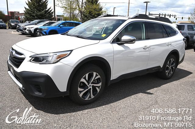 2022 Subaru Outback Touring's photo