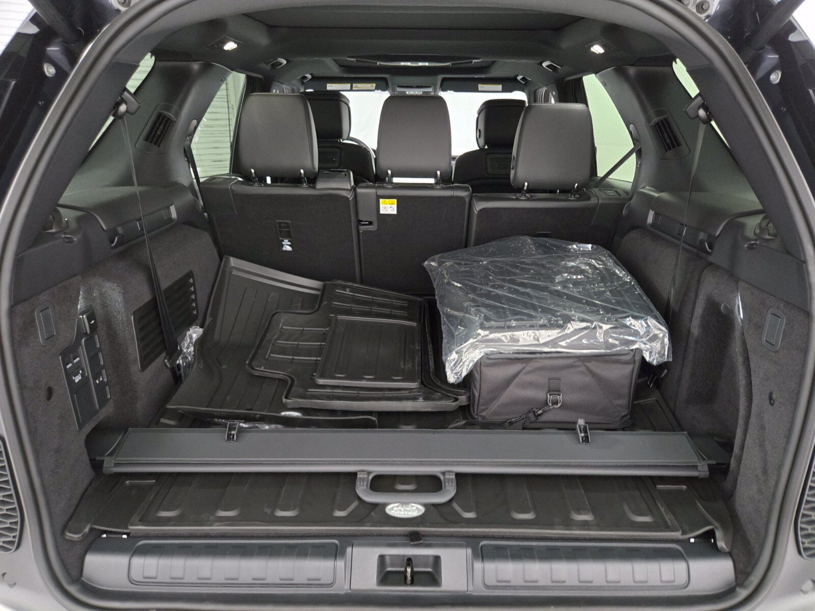 New 2026 Varesine Blue Land Rover Gemini Edition image 15