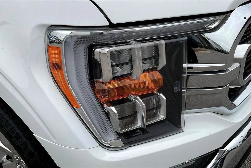 Certified Used 2023 White Ford XLT image 33