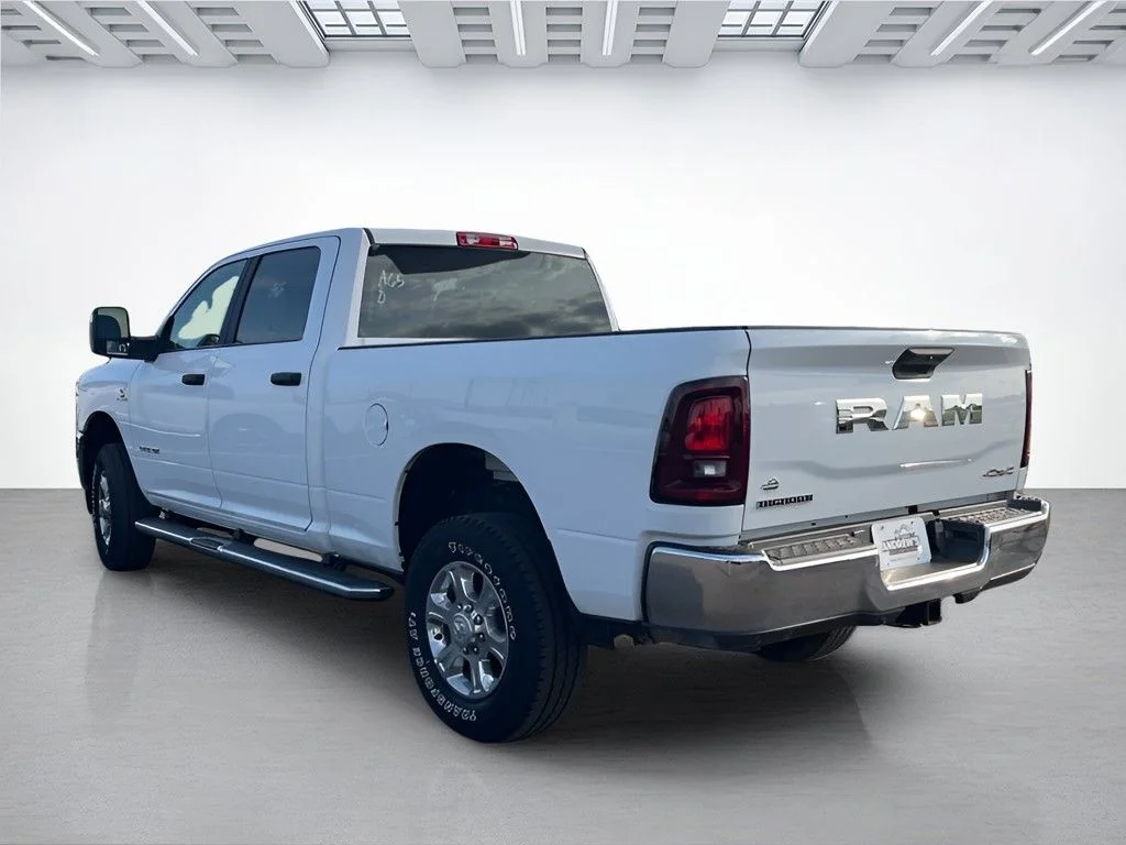 Used 2025 White RAM Big Horn image 5