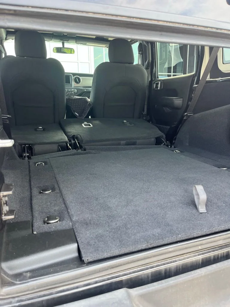 Used 2020 Black Clearcoat Jeep Unlimited Sport S image 7