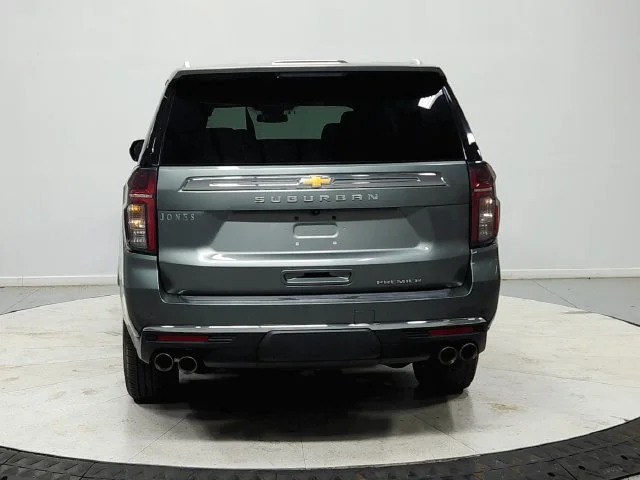 2023 Chevrolet Suburban Premier - Photo 7
