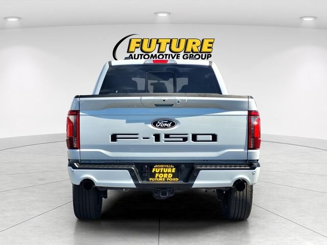 Used 2025 White Ford Lariat image 5