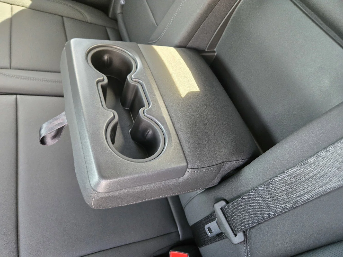 2026 GMC Sierra 1500 SLT - Photo 26