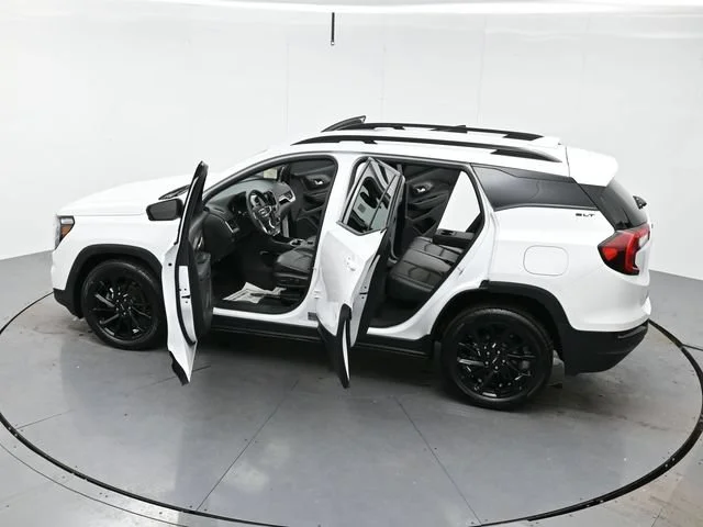 Used 2023 SUMMIT WHITE GMC SLT image 43