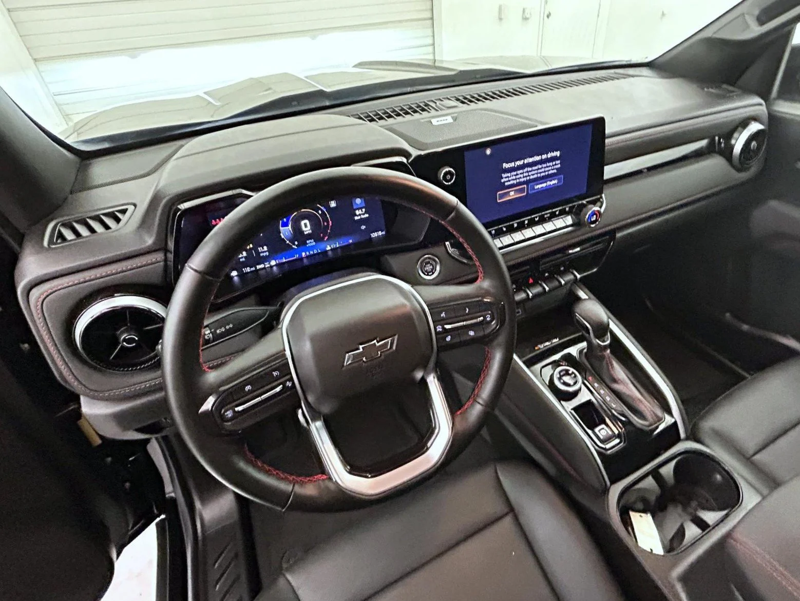Used 2025 Black Chevrolet Z71 image 13