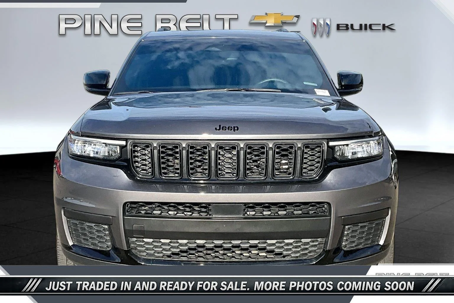 Used 2024 Baltic Gray Metallic Clearcoat Jeep Altitude X image 3