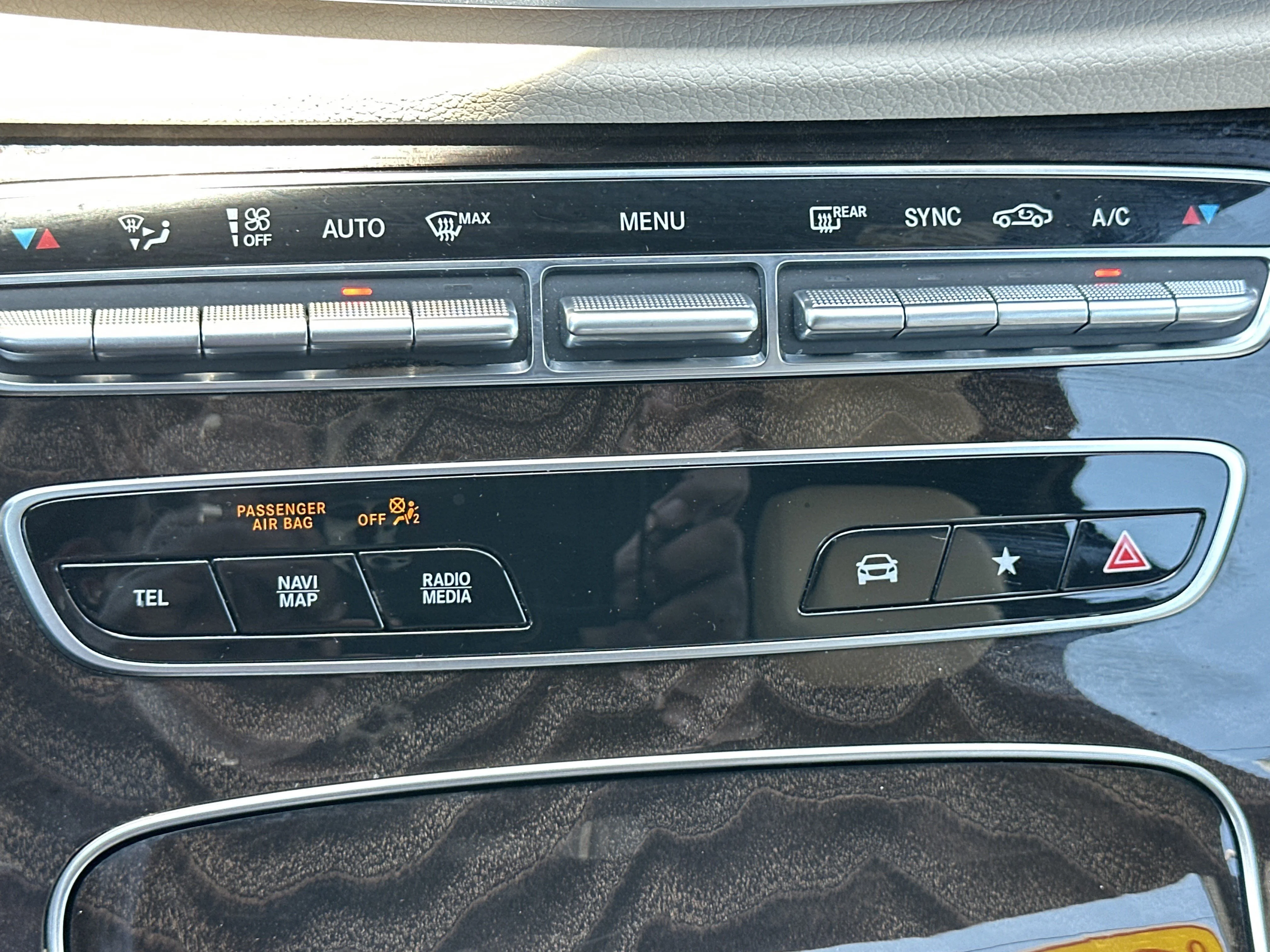 Used 2021 Lunar Blue Metallic Mercedes-Benz E 350 image 32