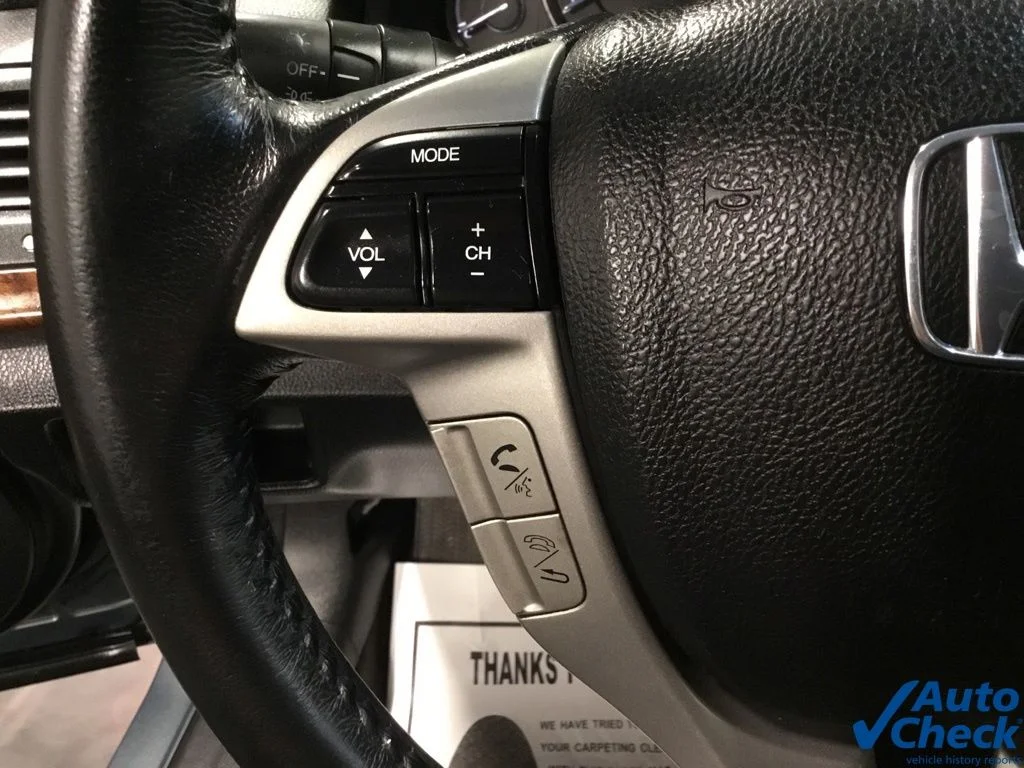 Used 2011 Green Honda EX-L image 44