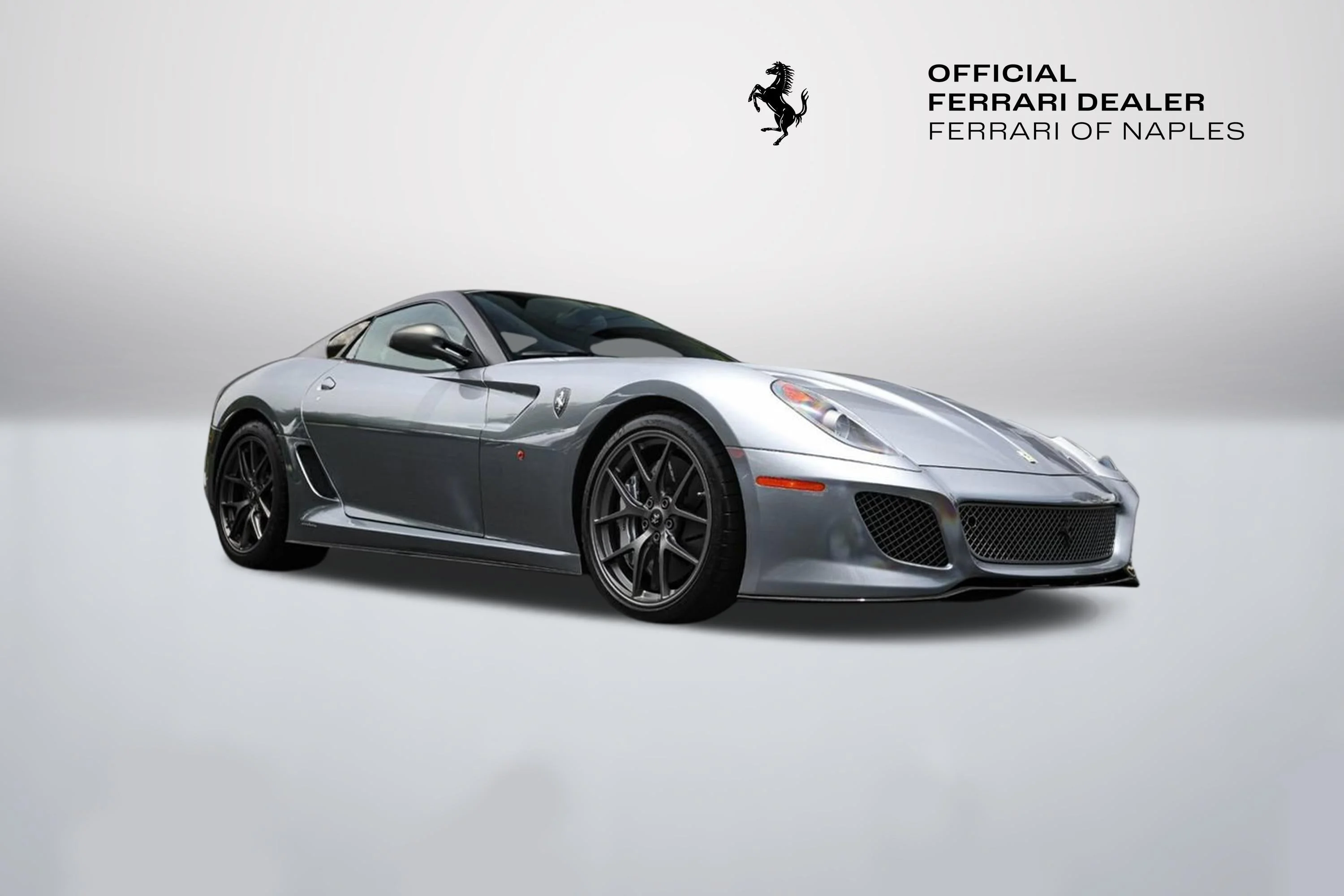 Used 2011 Grigio Titanio Metall Ferrari Base image 1