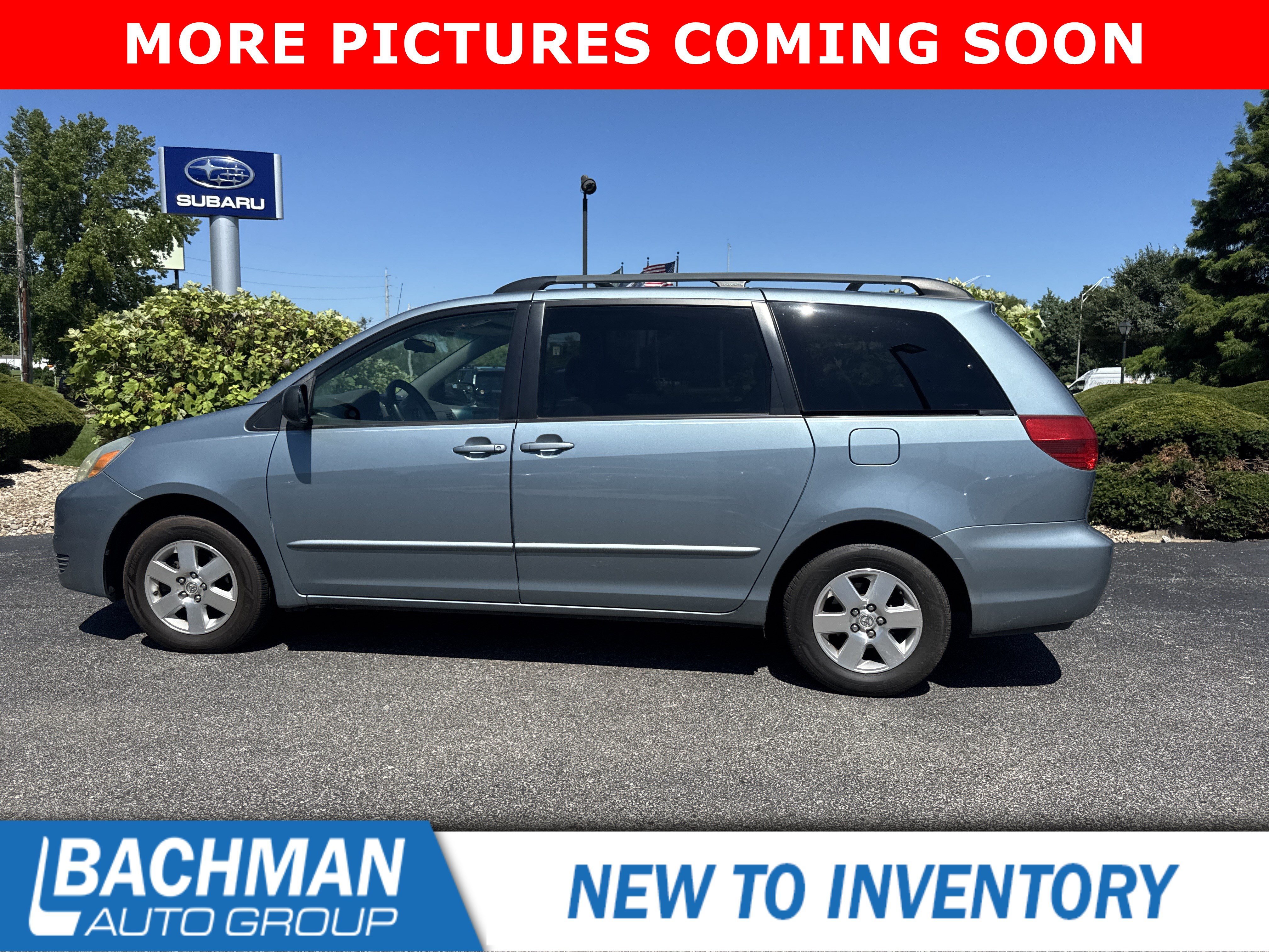 Used 2005 Blue Mirage Metallic Toyota LE image 9