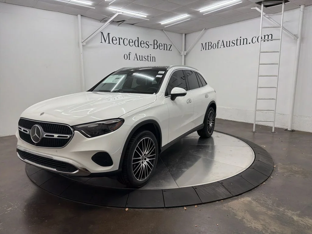Used 2026 White Mercedes-Benz GLC 300 image 3
