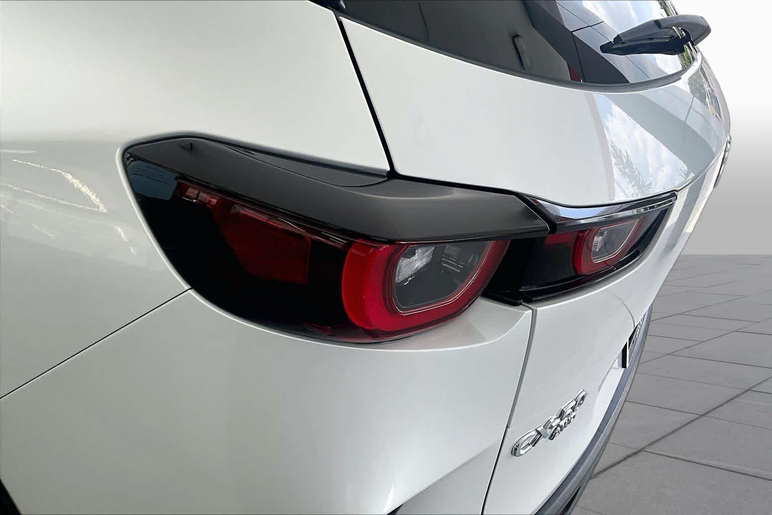 Used 2026 Wind Chill Pearl Mazda 2.5 S Preferred image 29