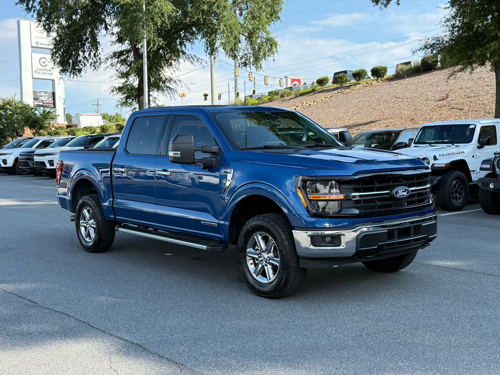 Used 2024 Atlas Blue Metallic Ford XLT image 7