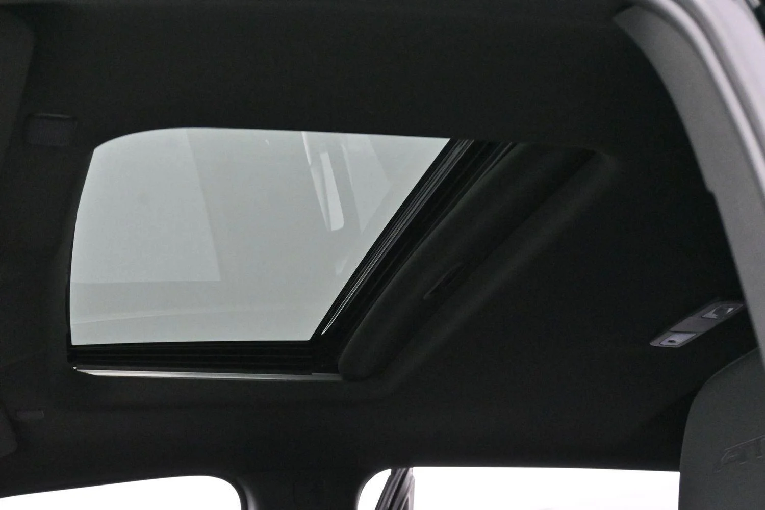 Used 2025 Onyx Black GMC AT4 image 29