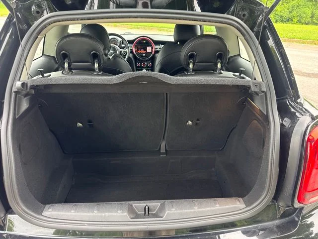 Used 2019 Black MINI Classic image 7
