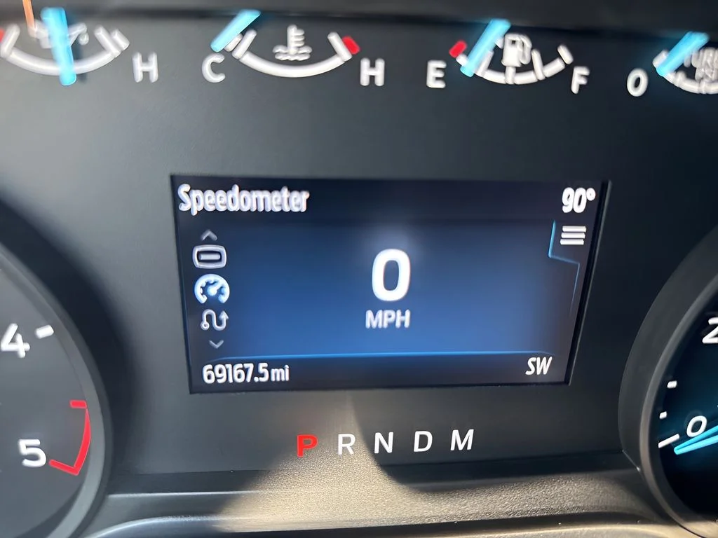Used 2024 Silver Ford XLT image 22
