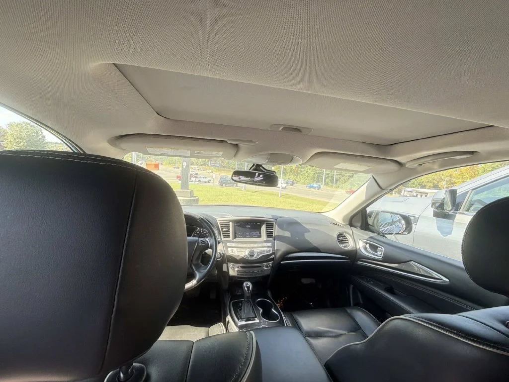 Used 2019 Black INFINITI PURE image 12