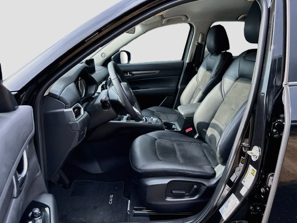Certified Used 2023 Jet Black Mazda 2.5 S Select Package image 21