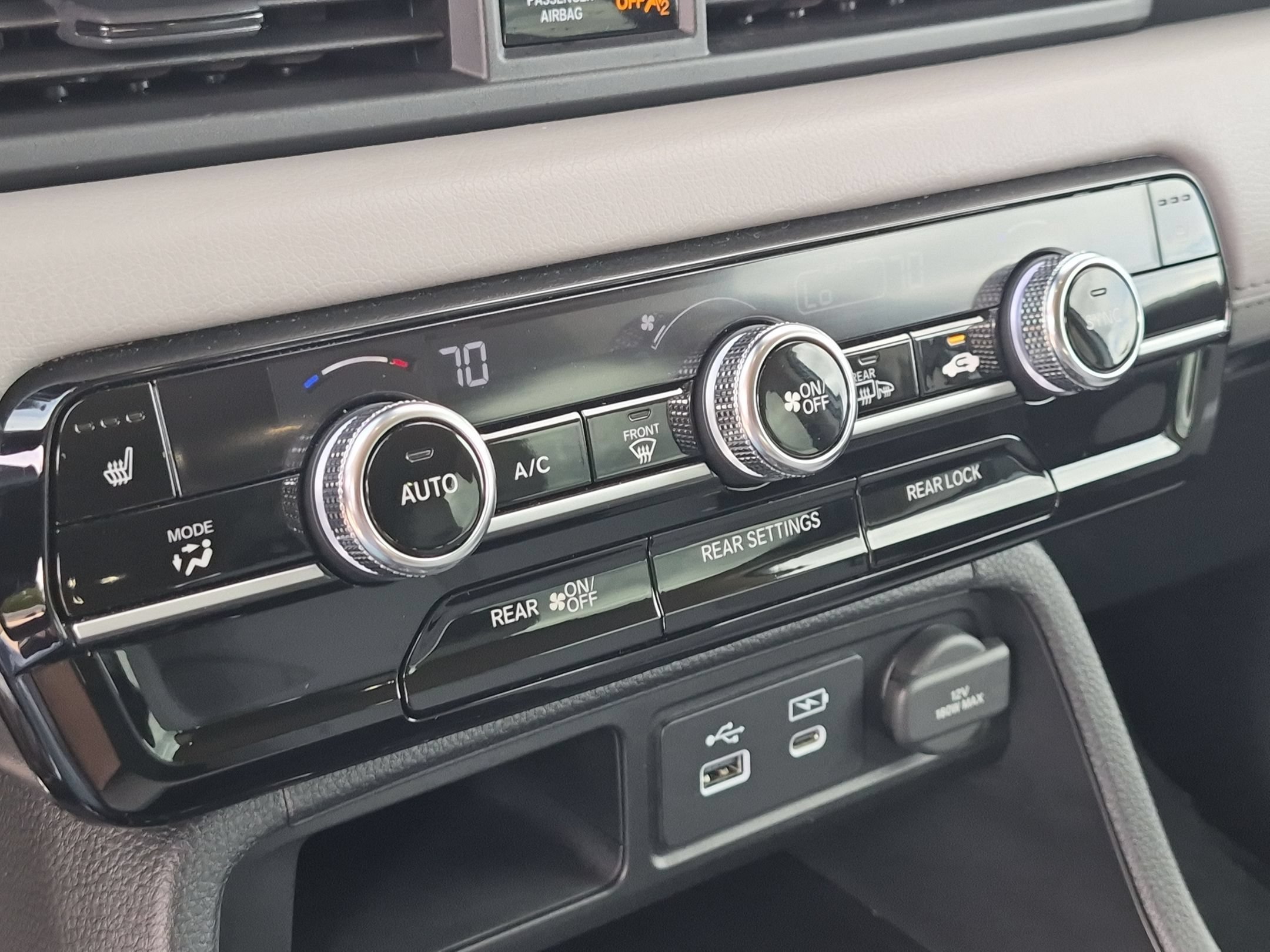 2025 Honda Pilot EX-L+ - Photo 19