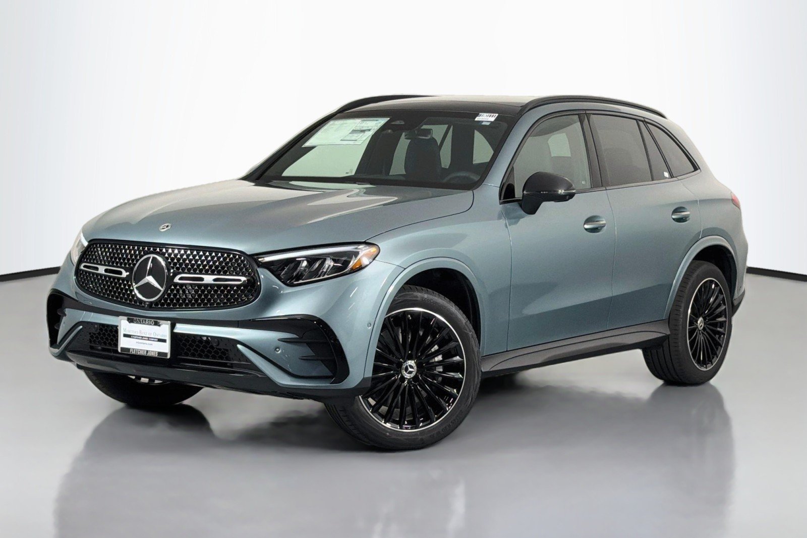 New 2027 Verde Silver Metallic Mercedes-Benz GLC 300 SUV image 1