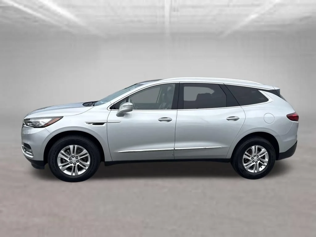 Used 2019 Silver Buick Essence image 2