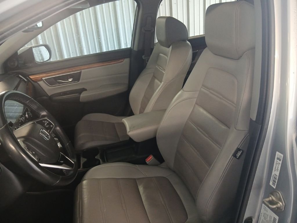 Used 2019 Silver Honda EX-L image 32