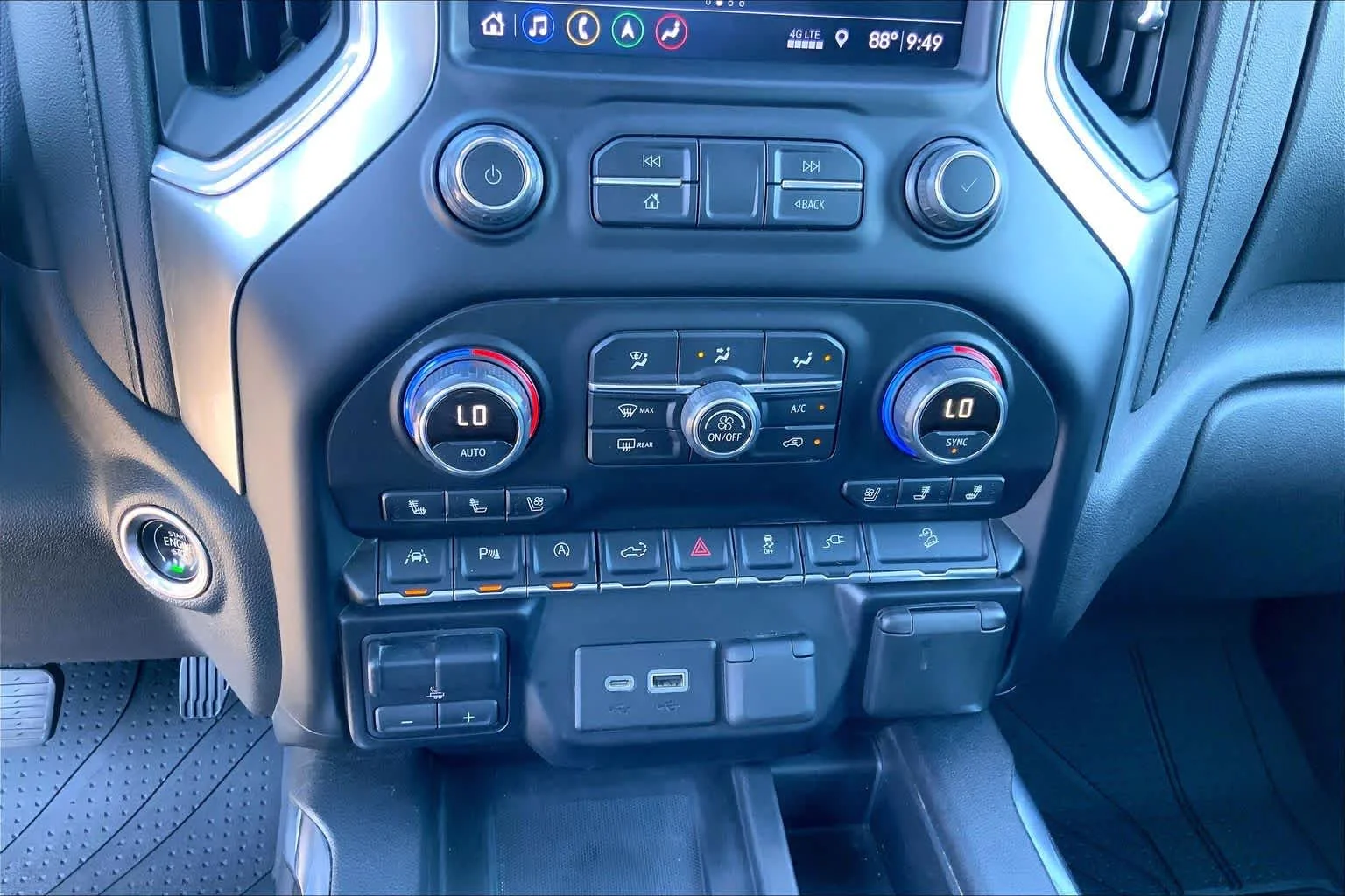 Used 2019 Shadow Gray Metallic Chevrolet LTZ image 30
