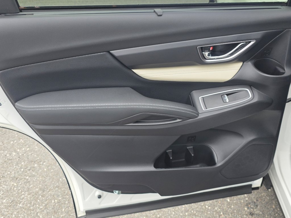 Used 2022 White Subaru Limited image 29
