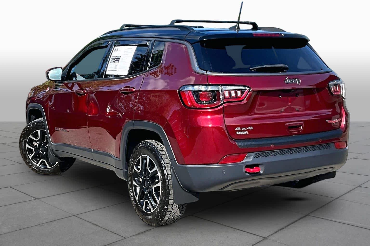 Used 2021 Velvet Red Pearlcoat Jeep Trailhawk image 12