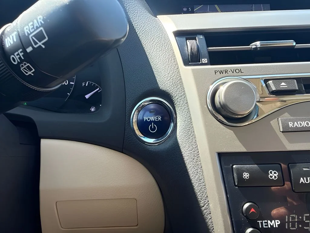 Used 2015 Gray Lexus 450h image 13