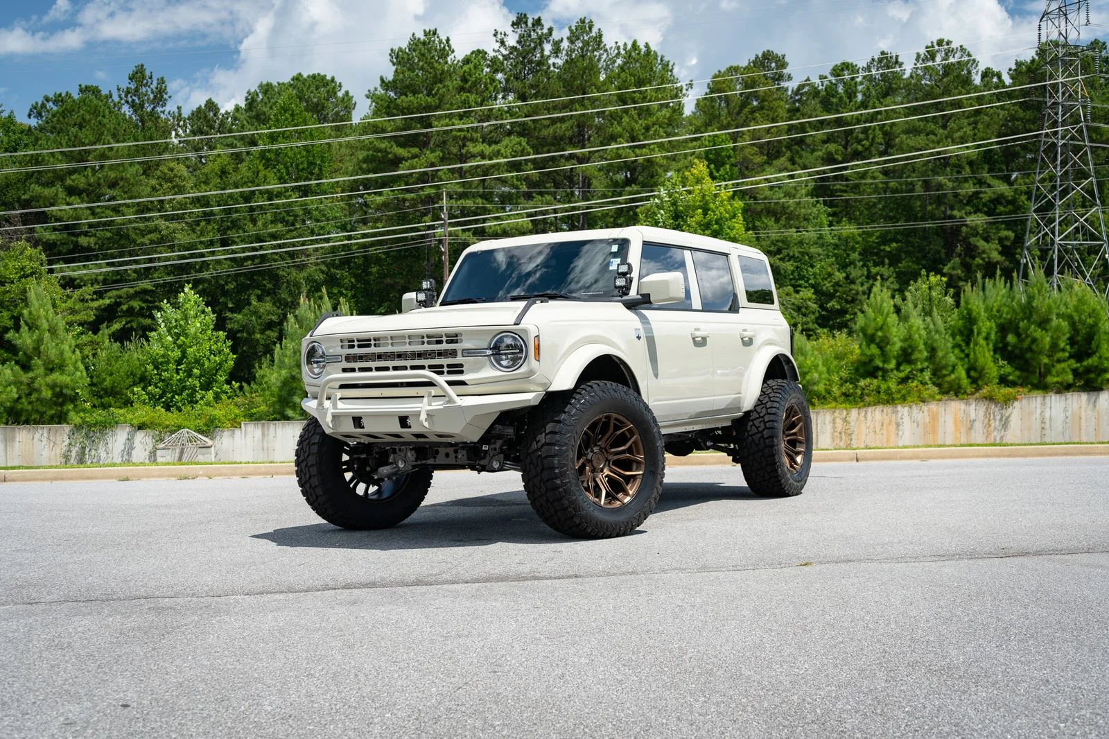 Used 2026 Beige Ford Big Bend image 1