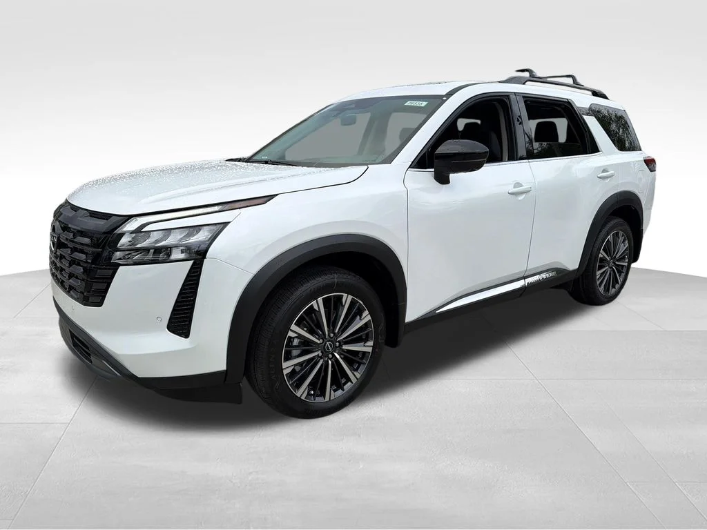 New 2026 Everest White Pearl TriCoat Nissan Platinum image 3
