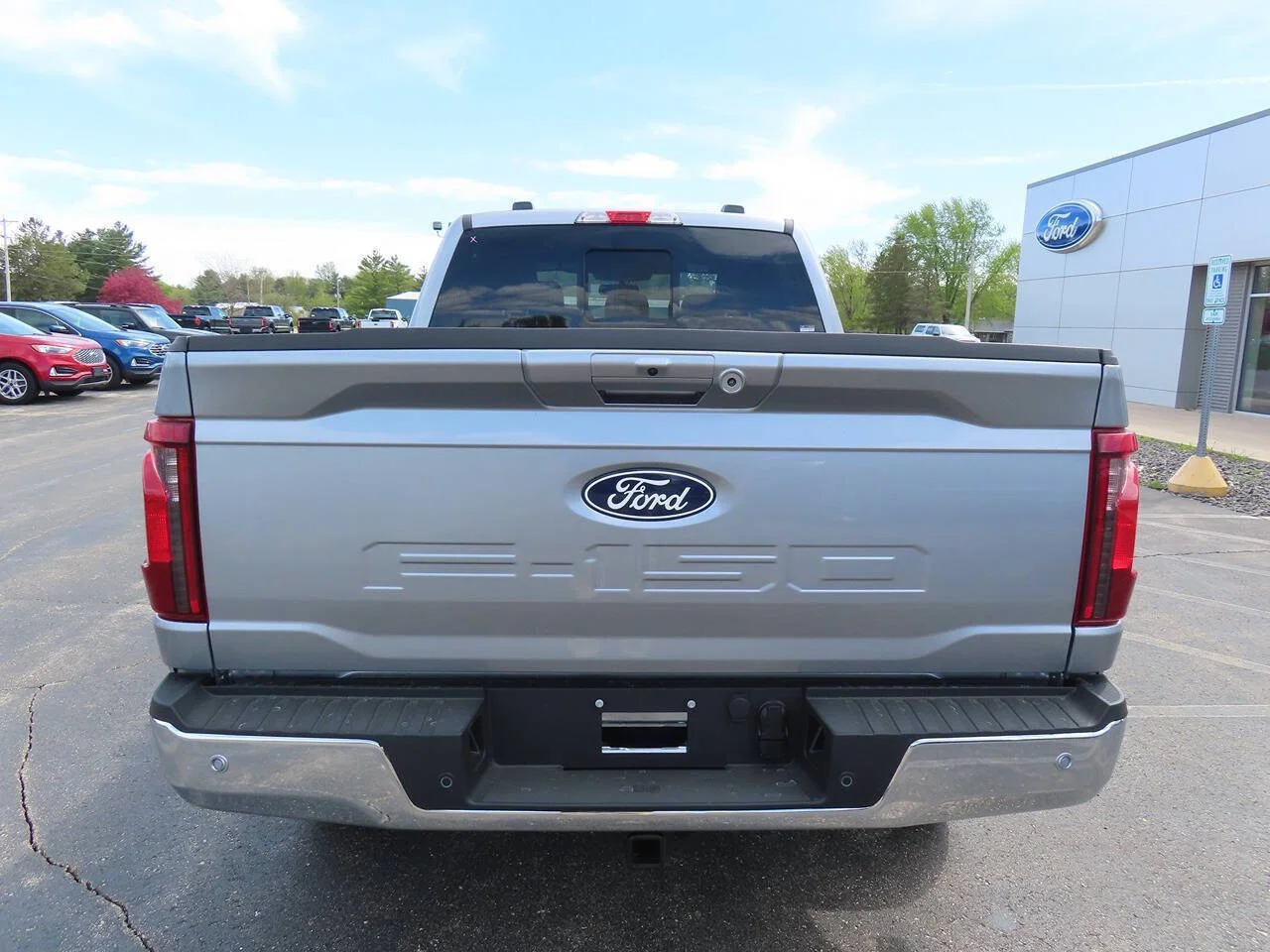 New 2026 Iconic Silver Metallic Ford XLT image 5