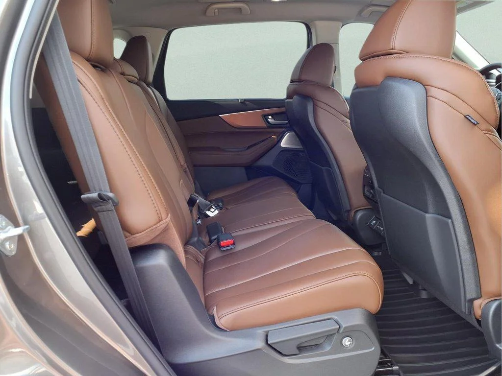 New 2026 Liquid Carbon Metallic Acura Technology Package image 13