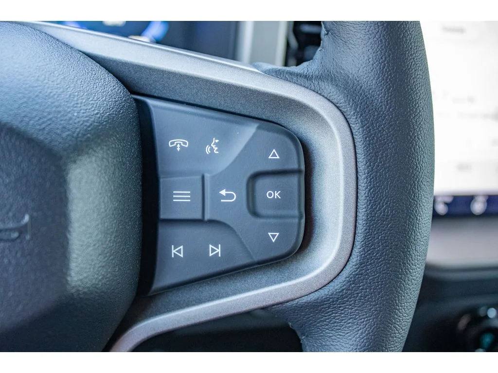 New 2026 AVALANCHE GRAY Ford Outer Banks image 38