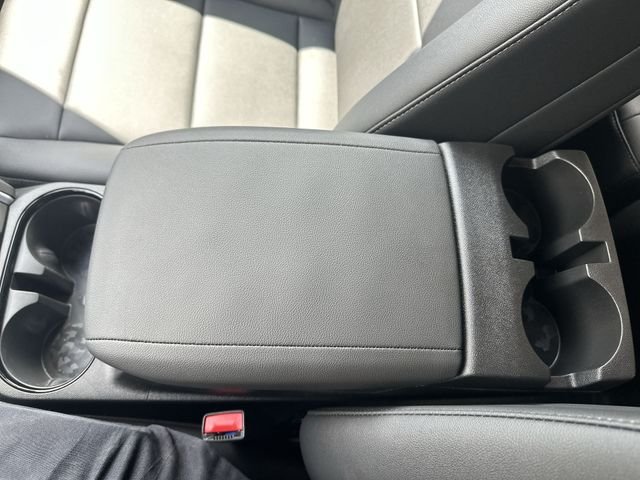 Used 2025 Orange Chevrolet LT image 25