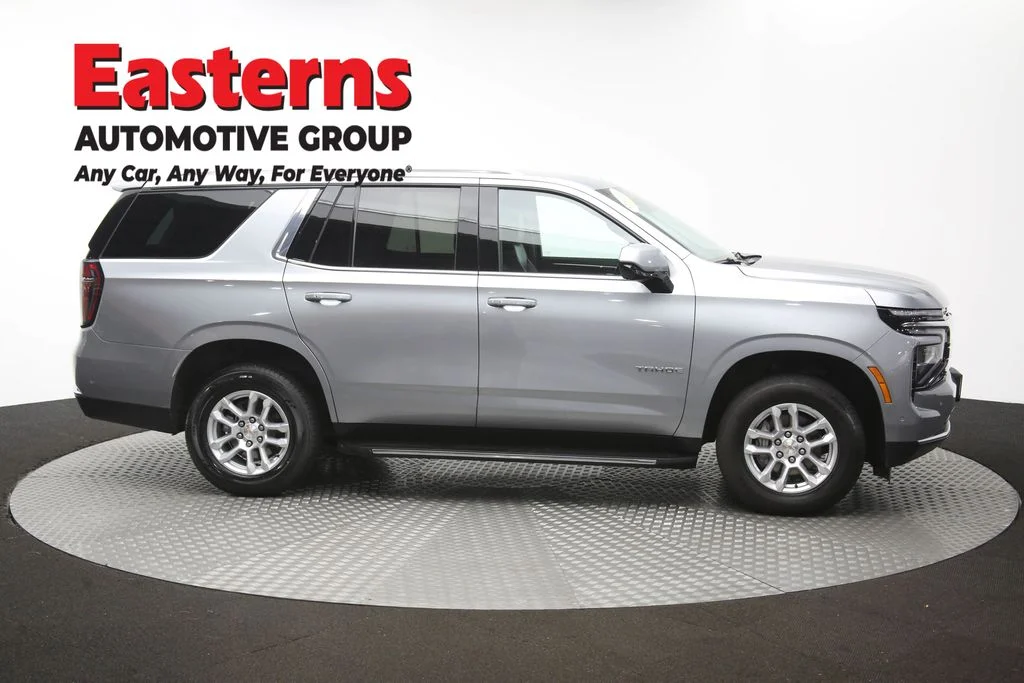 Used 2025 Gray Chevrolet LT image 49